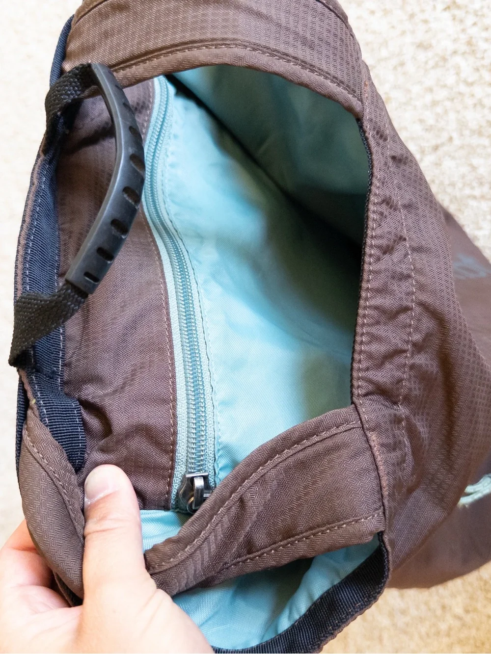 Marmot Urban Hauler Backpack Small Nylon Open Top Zip Pockets Brown Outdoor
